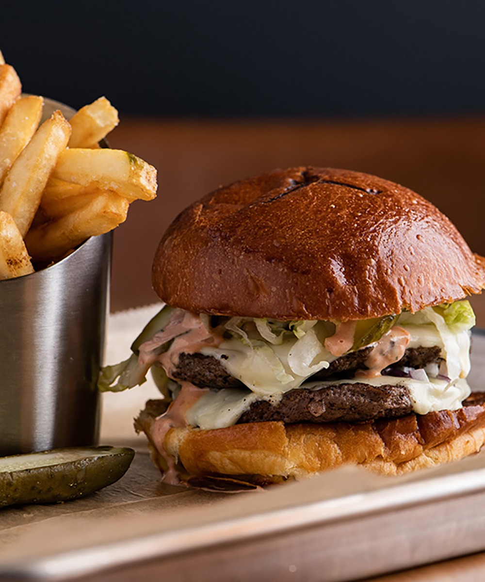 MJ23 Sports Bar & Grill